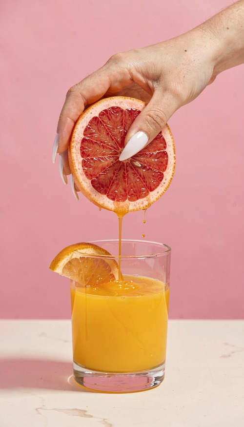 Fresh Grapefruit Juice Squeeze