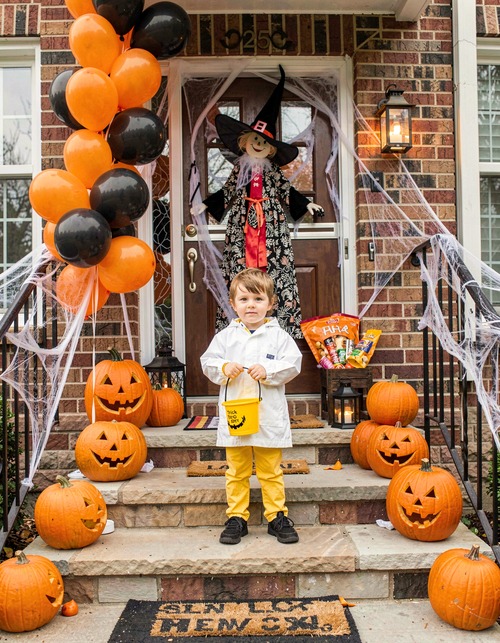 Halloween Trick-or-Treating at House