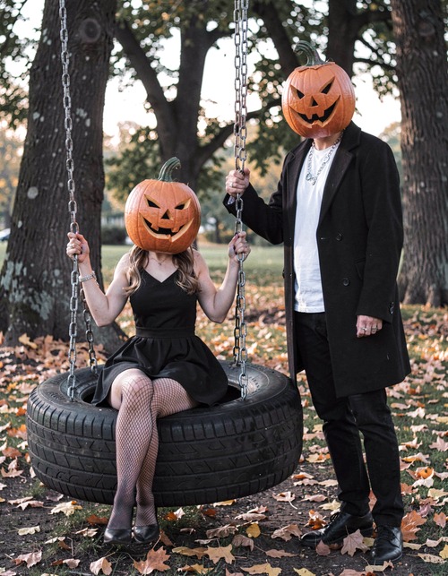 Pumpkin Head Swing Duo