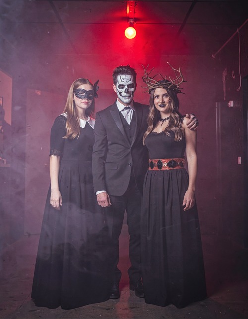 Halloween Trio in Dark Ambiance